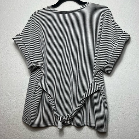 Express Striped Tie Front Short Sleeve Top - Picture 7 of 7